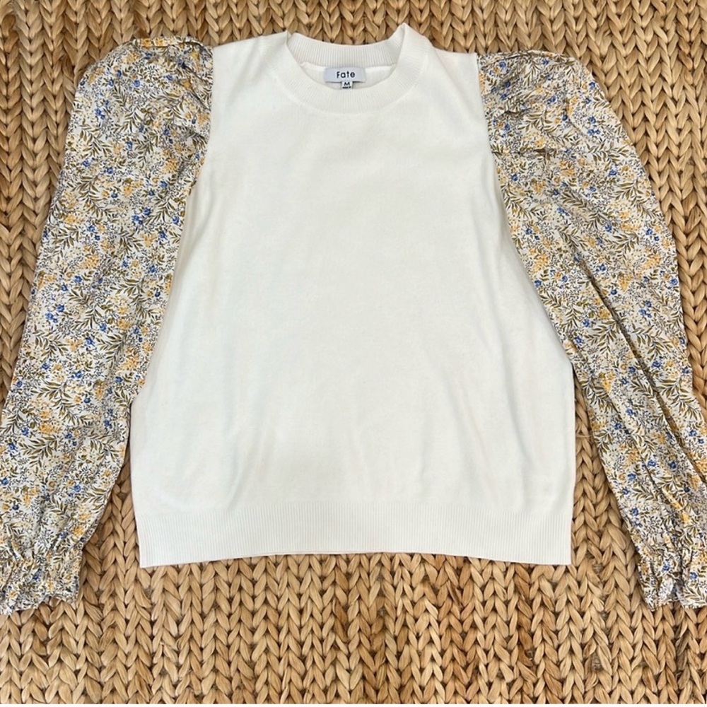 Fate White Crewneck Knit Sweater